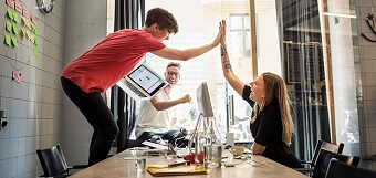 Managing engagement of your contingent workers during the festive period